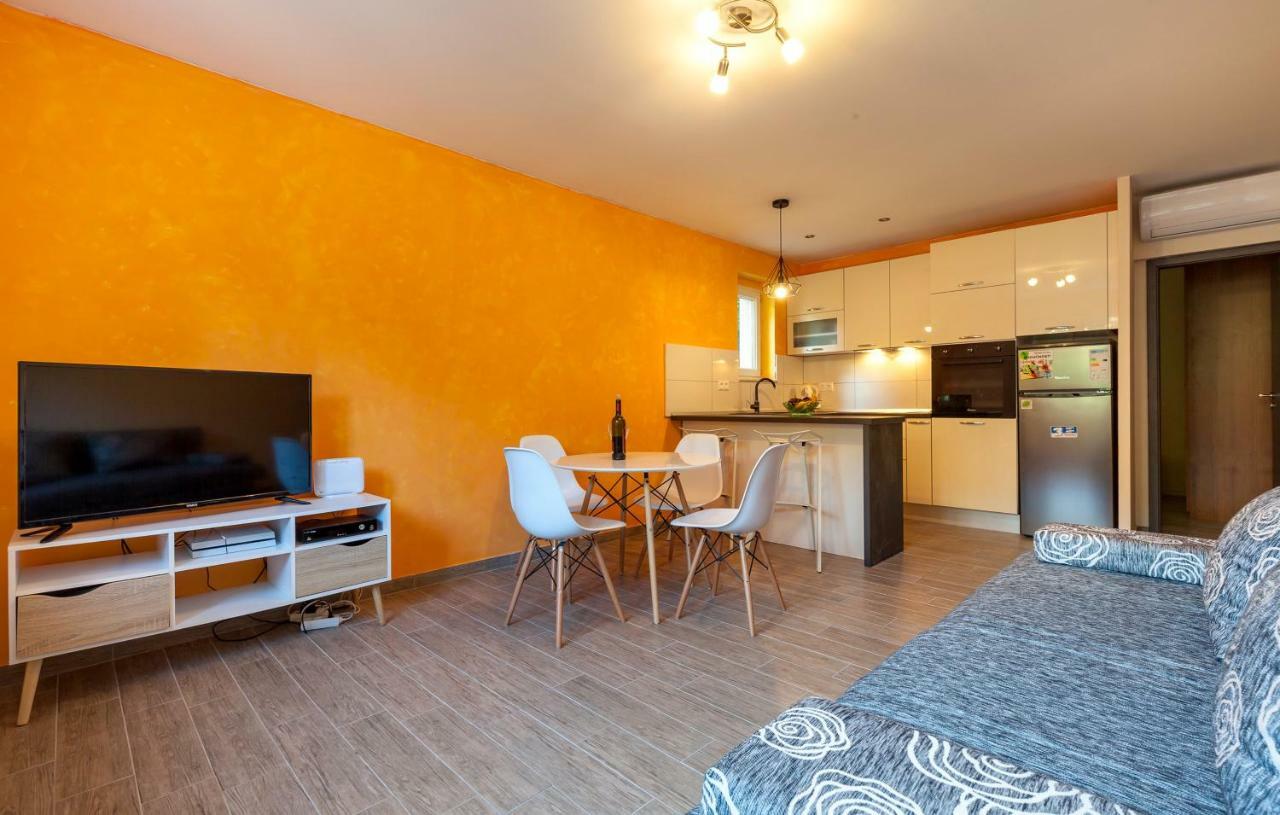 Apartment Sanja&Sunce Split Exterior foto